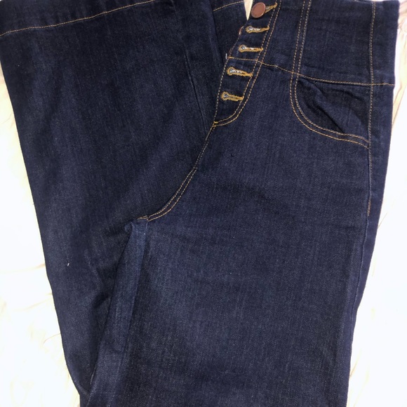 Jeans - Picture 2 of 5